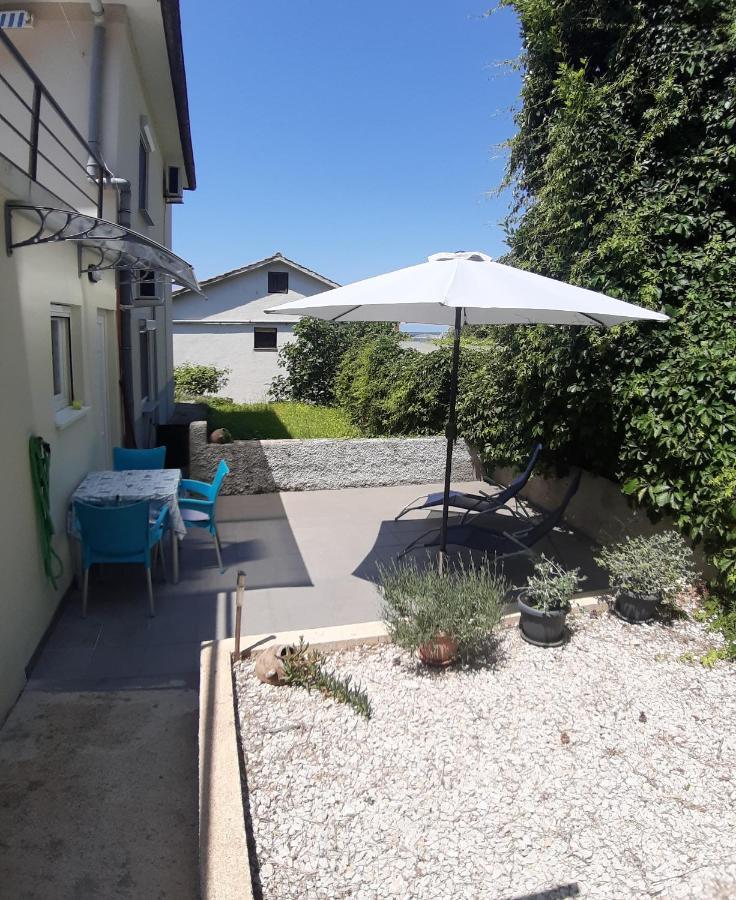 Ferienwohnung Studio Jelena Šilo Exterior foto